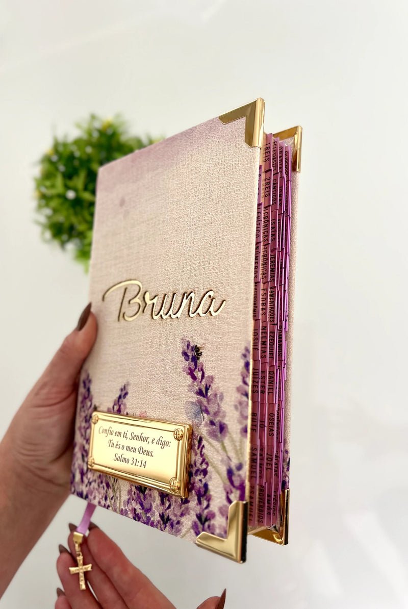 Combo Bíblia Média Lírio em Linho + placa pequena + Cartela de índice